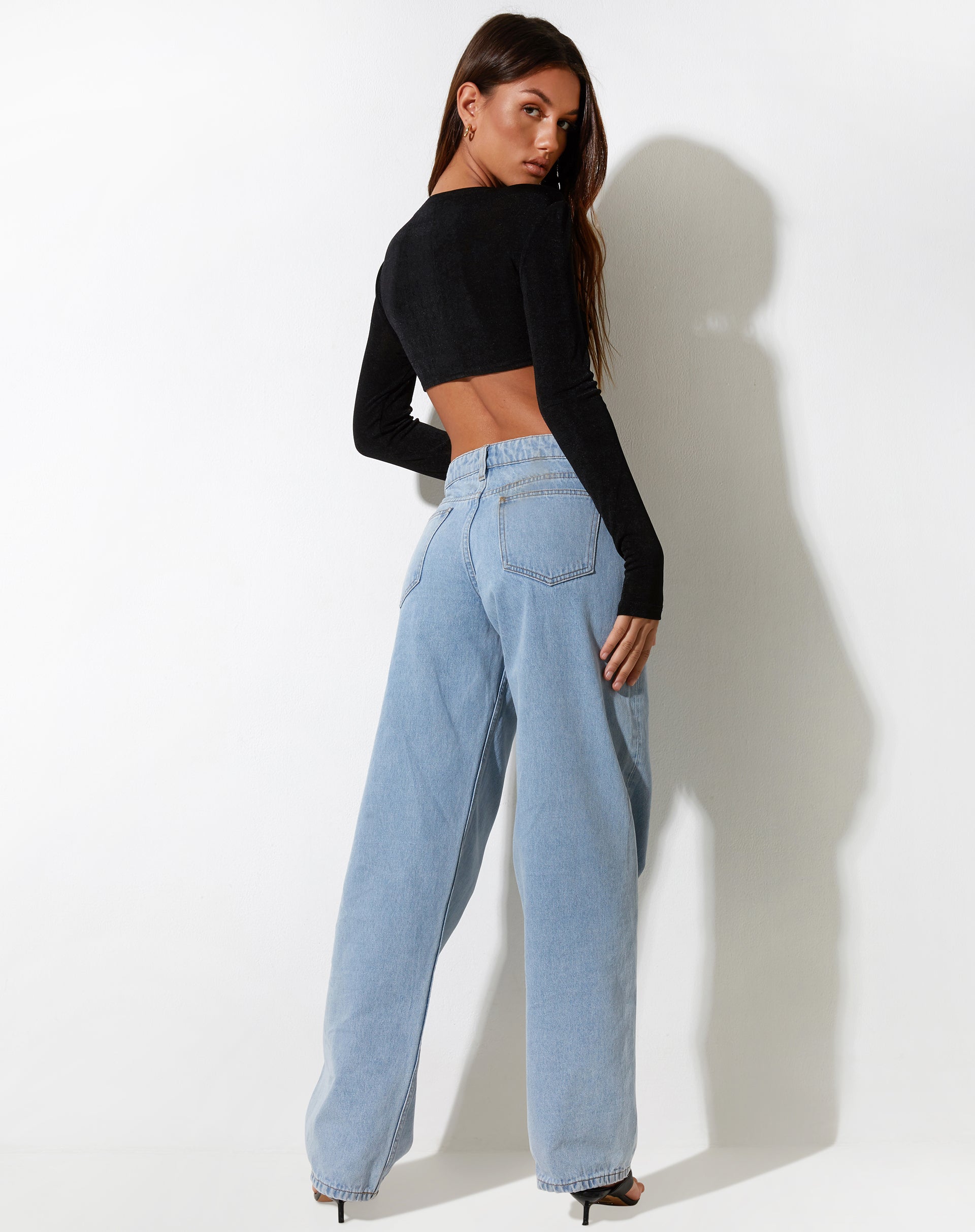 IMMAGINE di Hanta Crop Top in crêpe nero