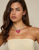 Immagine della collana di cuori in resina rossa