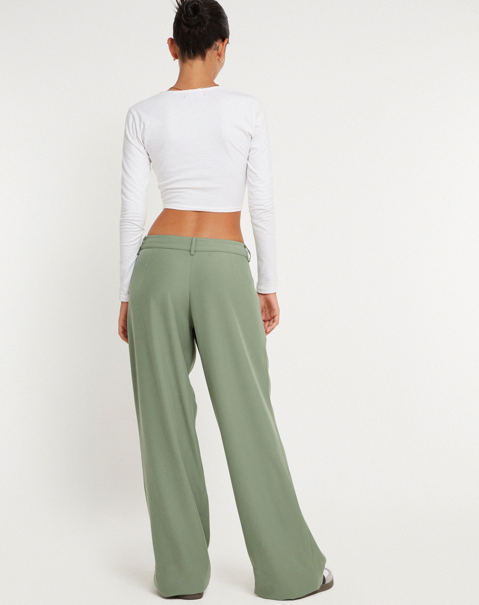 immagine dei pantaloni a gamba larga Hondra in verde cenere