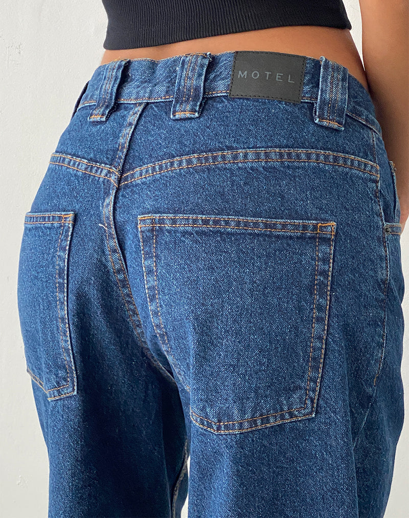 immagine di Pantaloncini skater a vita bassa in Core Blue Stone