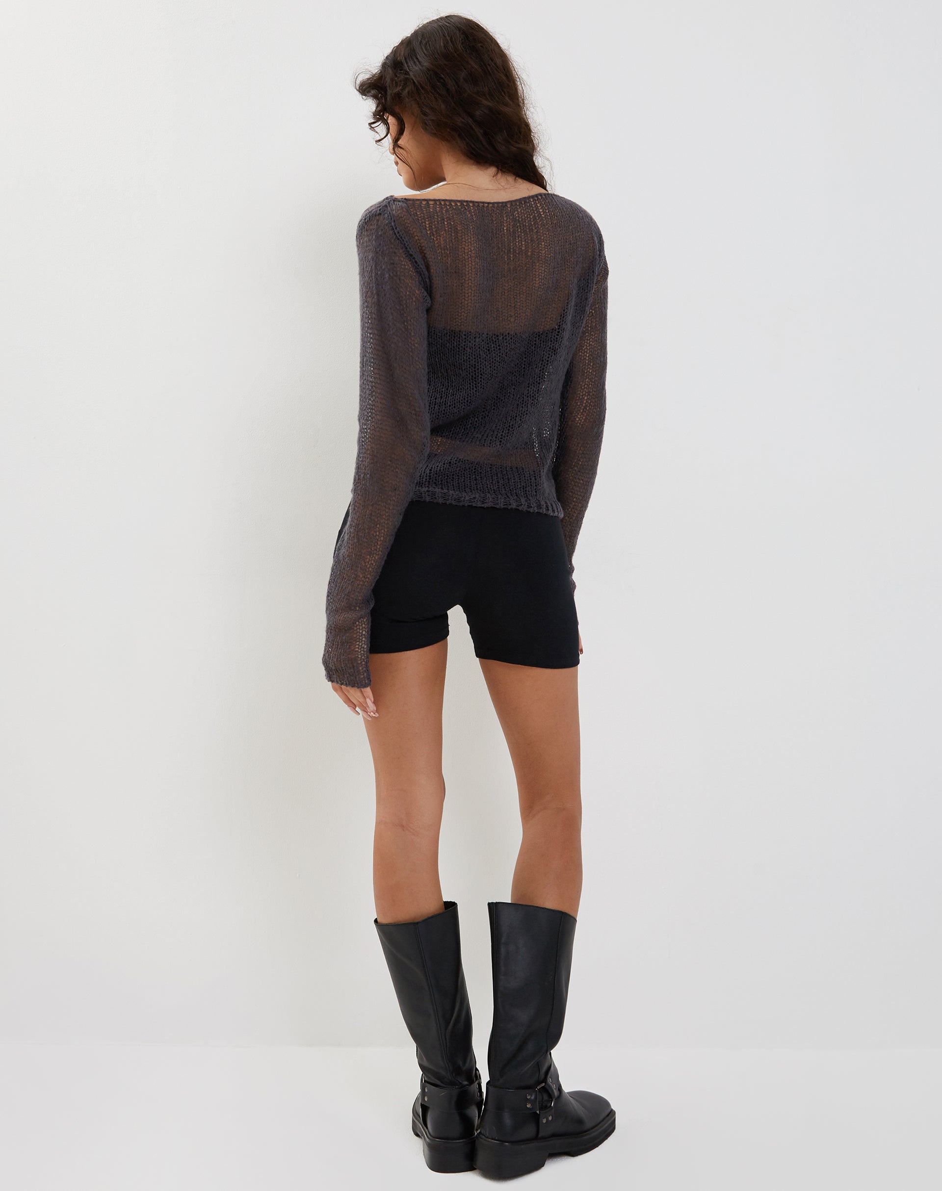 Immagine di Imelda Fine Open Knit Long Sleeve Top in Dark Charcoal