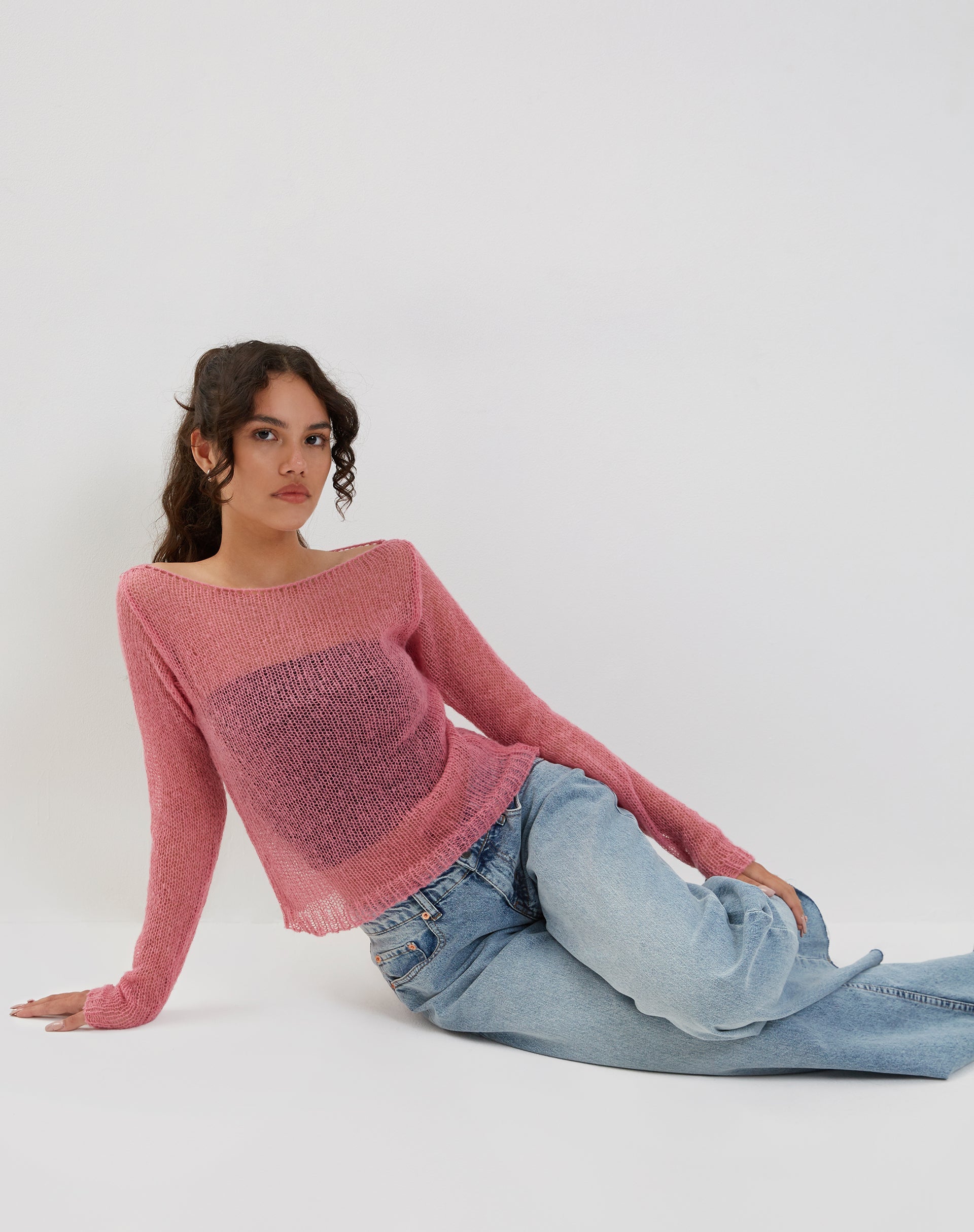 Immagine di Imelda Fine Open Knit Long Sleeve Top in rosa