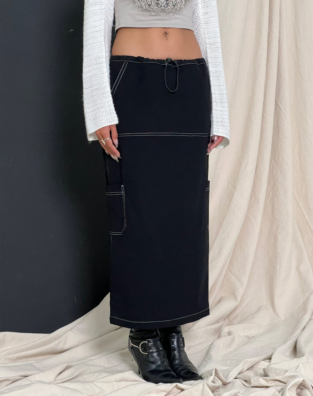 Gonna Swari Midi Cargo in nero