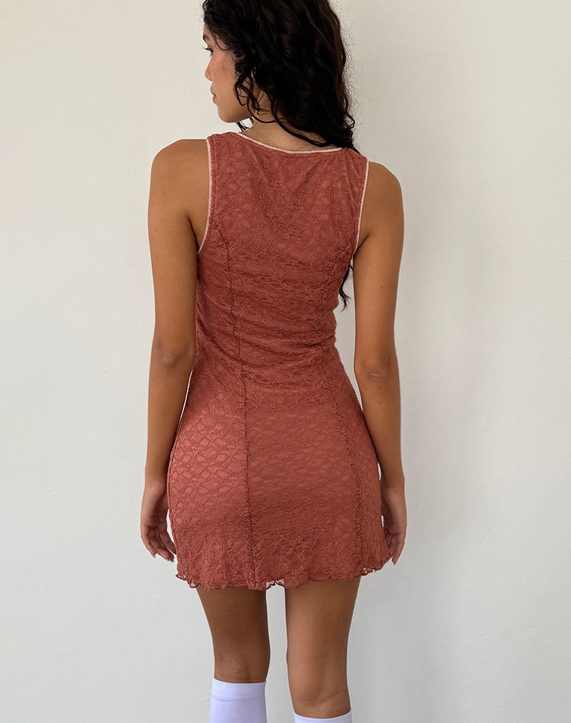 Immagine di Itzy Mini Dress in pizzo rosa appassito
