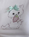 Bianco con stampa di gatti alla fragola