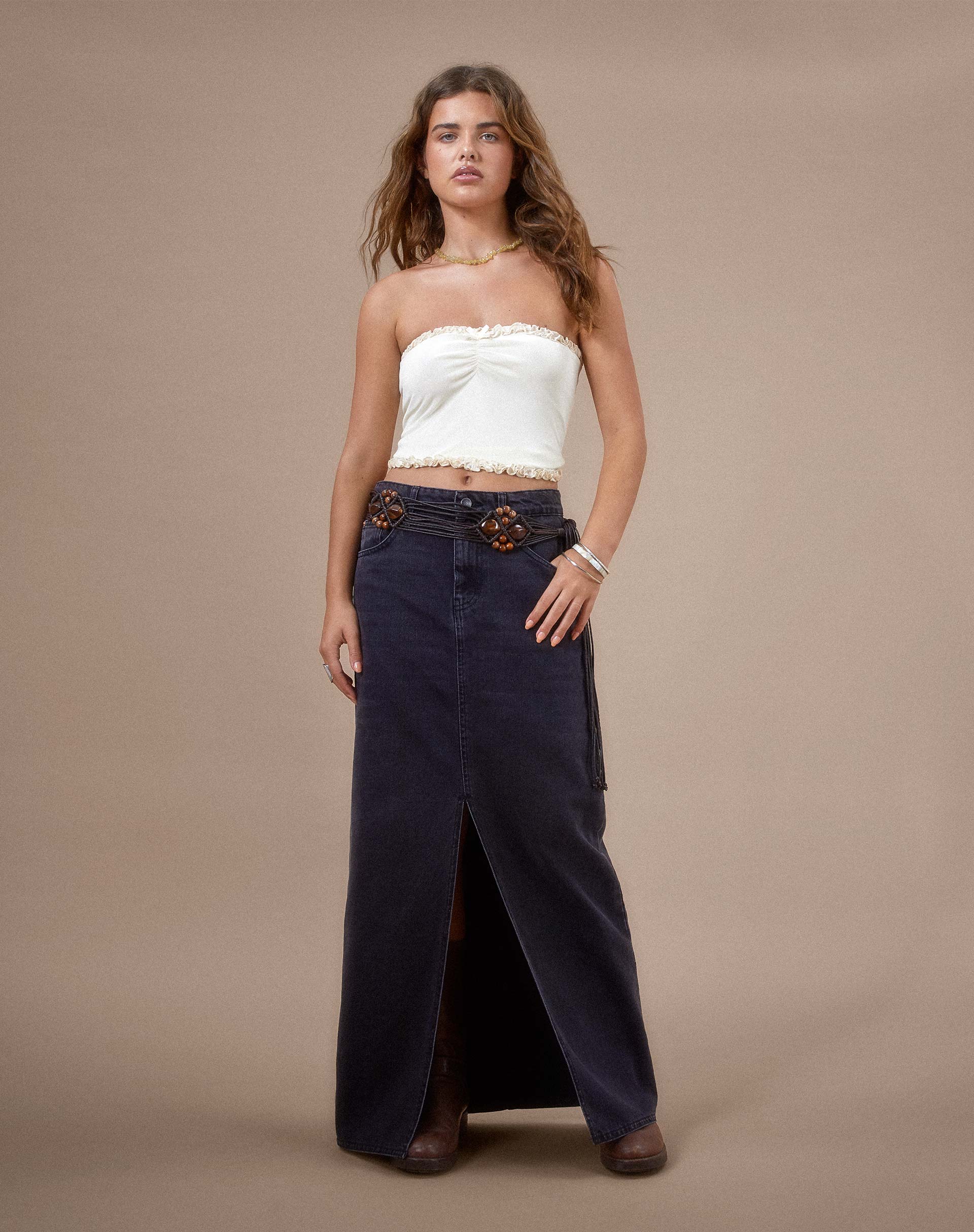 Immagine di Jachai Frill Detail Bandeau Top in bianco sporco