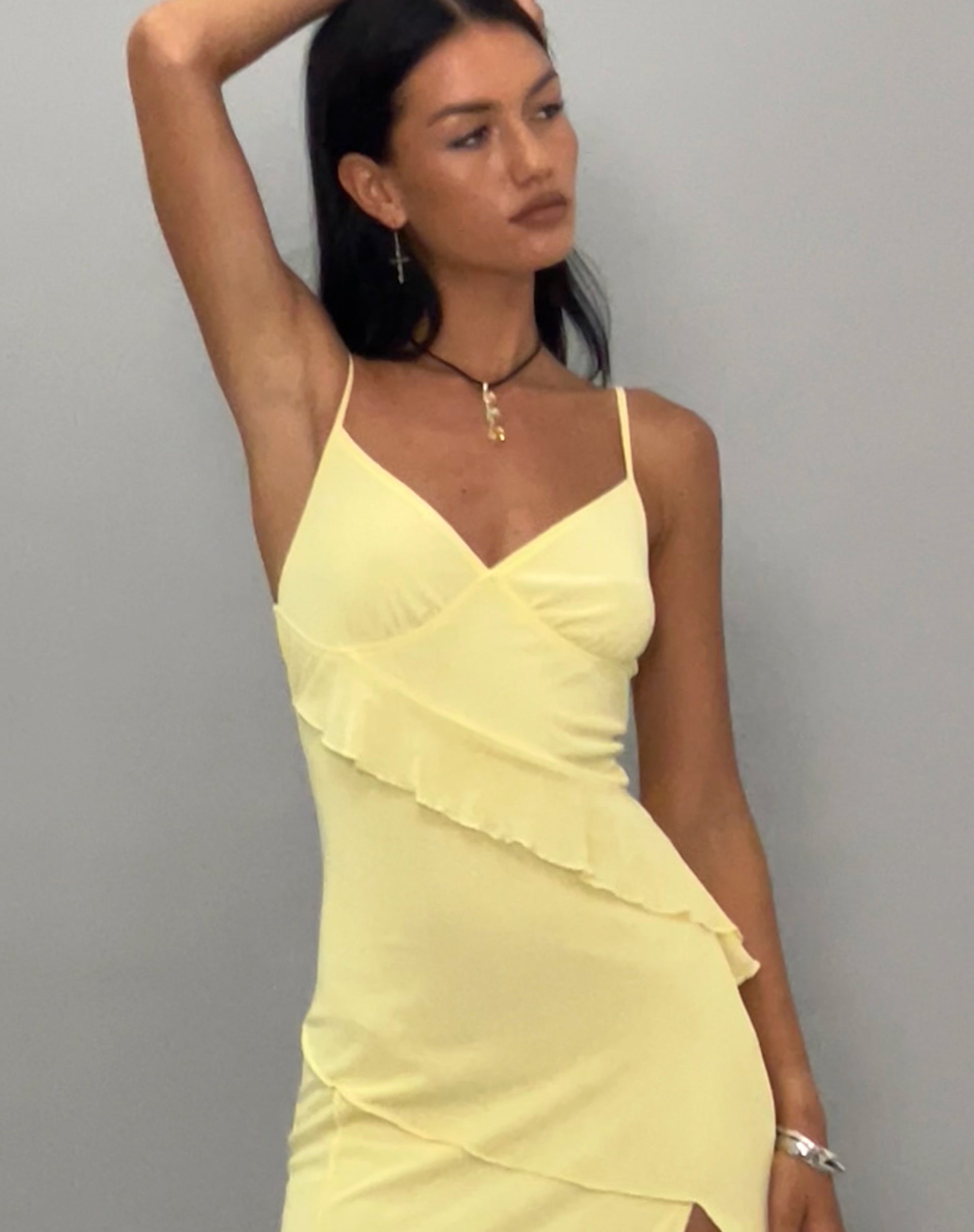 Immagine di Jacy Ruffle Midi Dress in Mesh Lemon