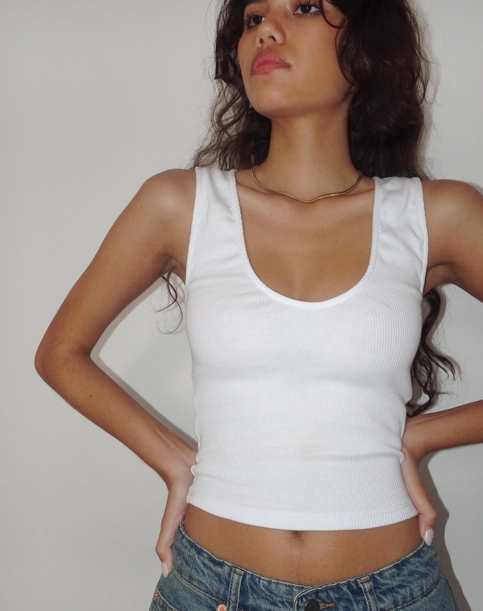 Immagine di Jastio Gilet Top in jersey bianco a coste