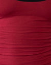 Rosso Adrenalina con rilegatura nera