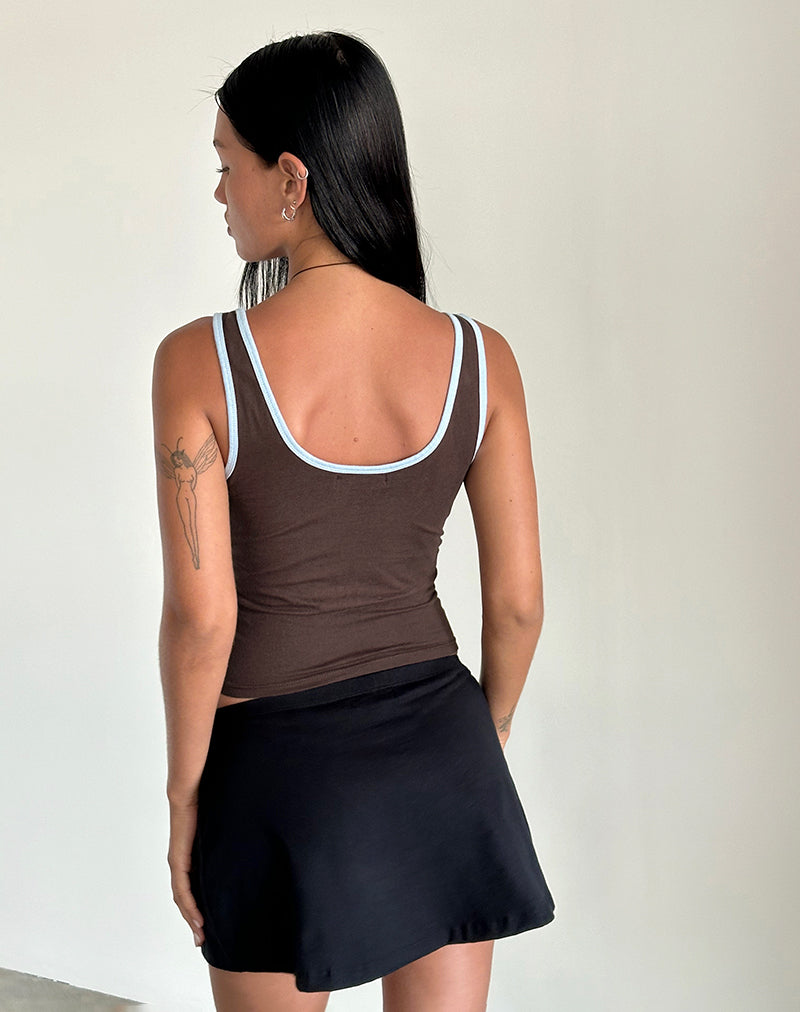 Immagine di Jastiya Top in marrone con rilegatura blu Nantucket