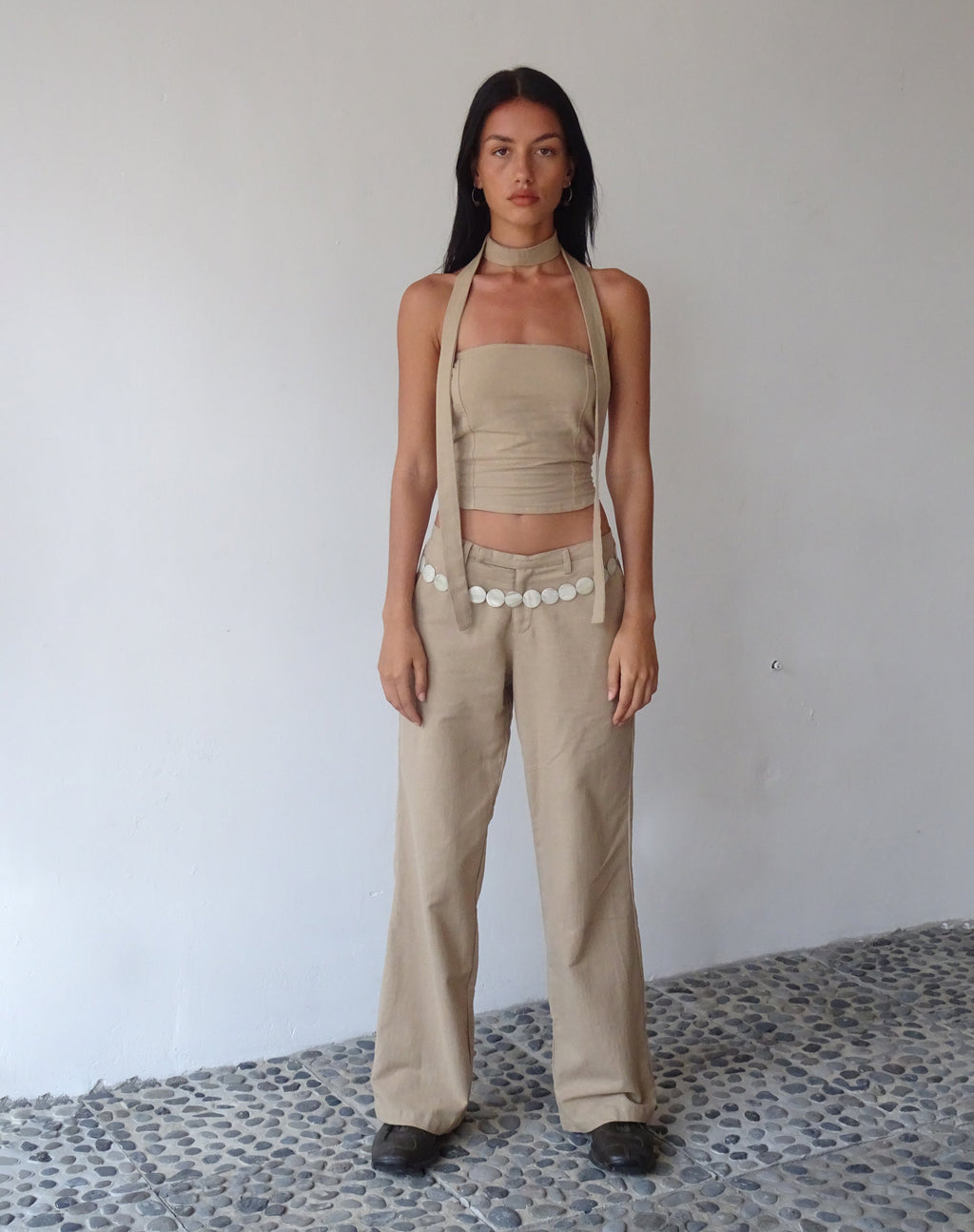 MOTEL X JACQUIE Pantaloni Jawi in grigio chiaro