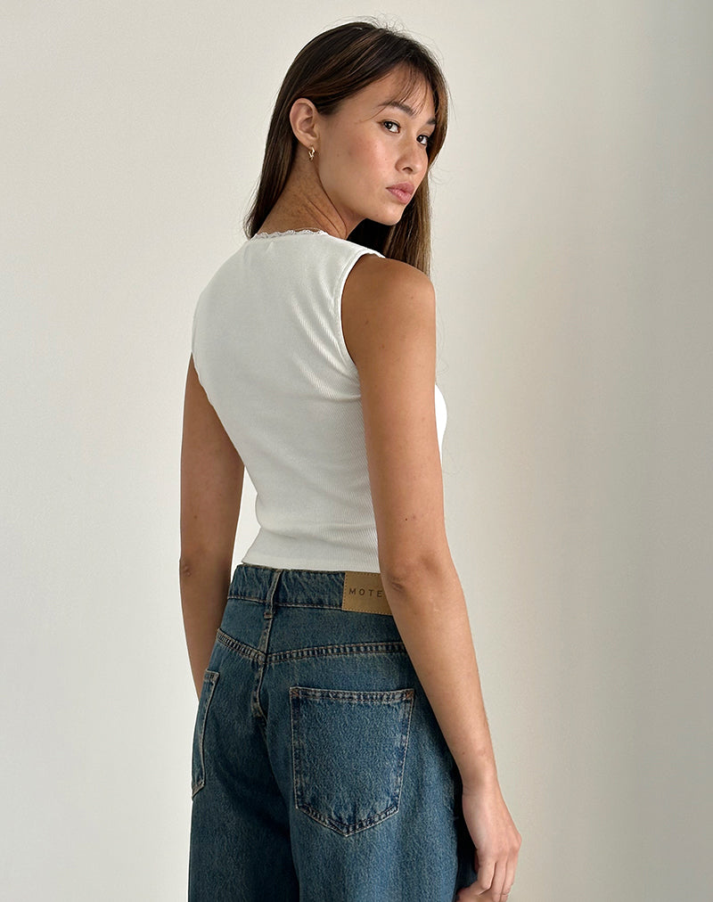 Immagine di Jinila Top in bianco sporco con fiocco e pizzo