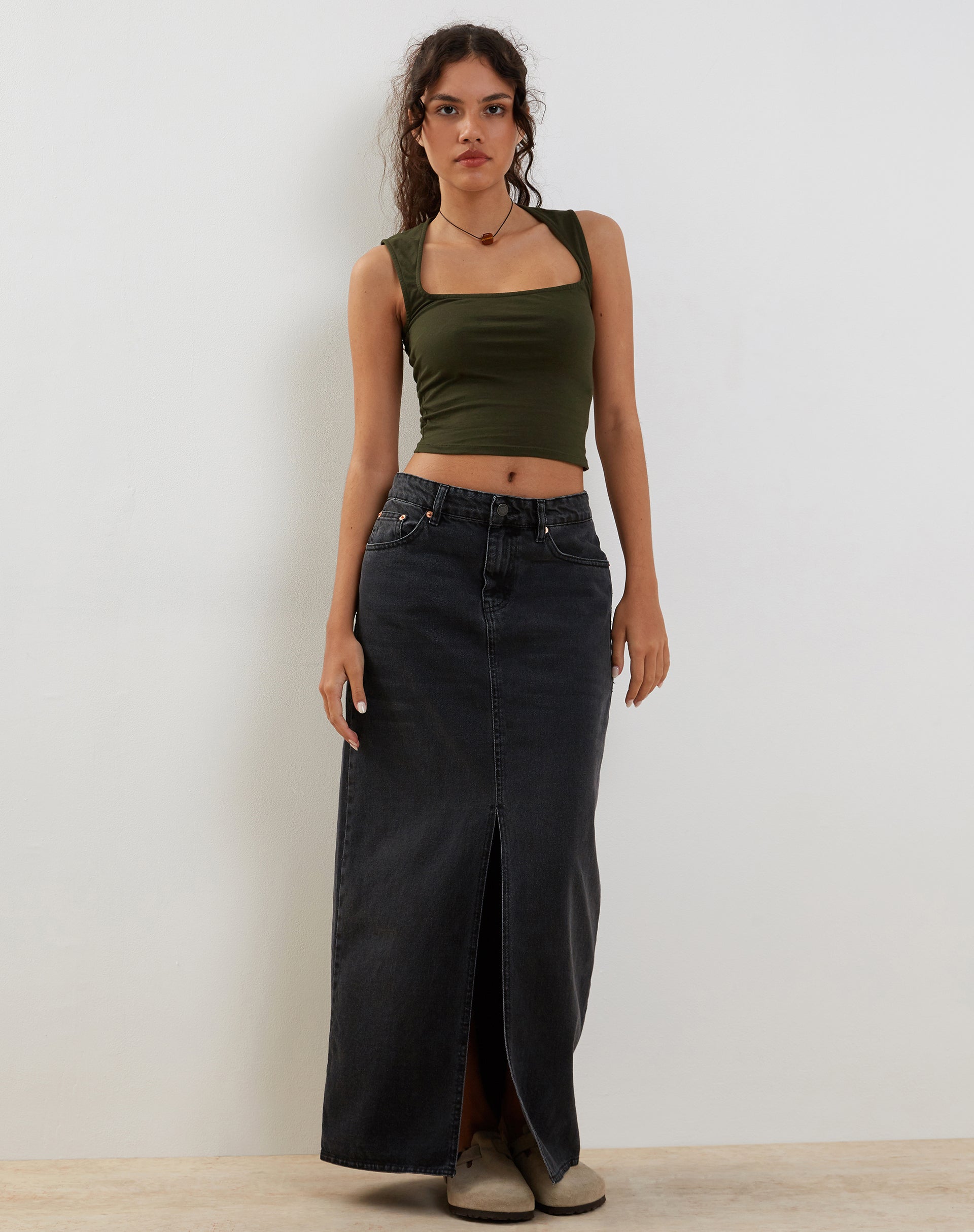 Immagine di Jinsu Crop Top in lycra oliva