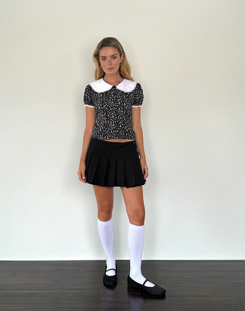 Immagine della blusa Jisoya in nero Ditsy Romance