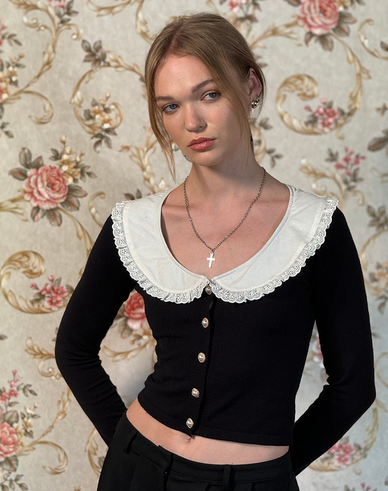 Immagine di Jodine Cardigan lavorato a maglia in nero con balze bianche
