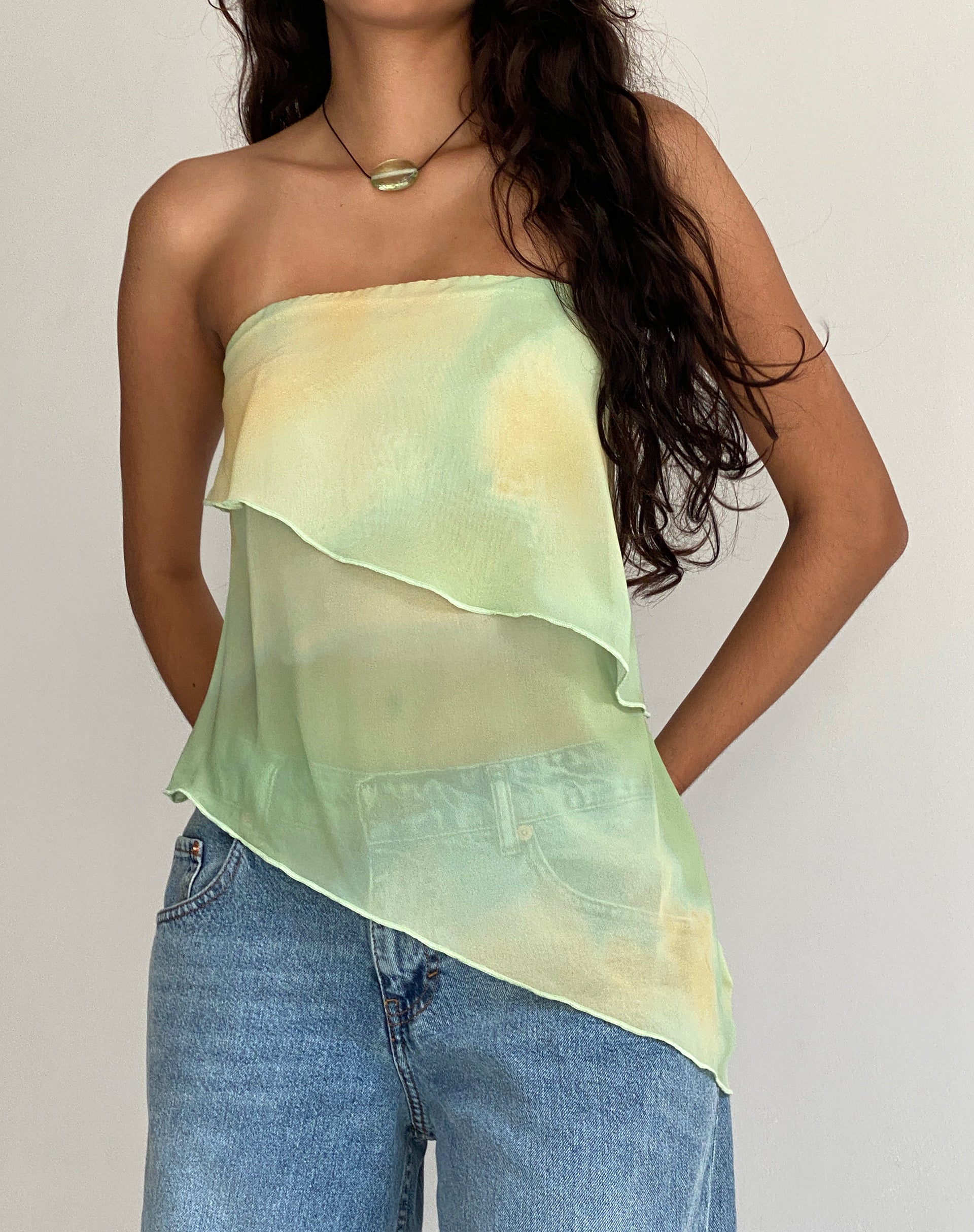 Immagine di Joyce Longline Waterfall Tube Top in giallo Watercolour