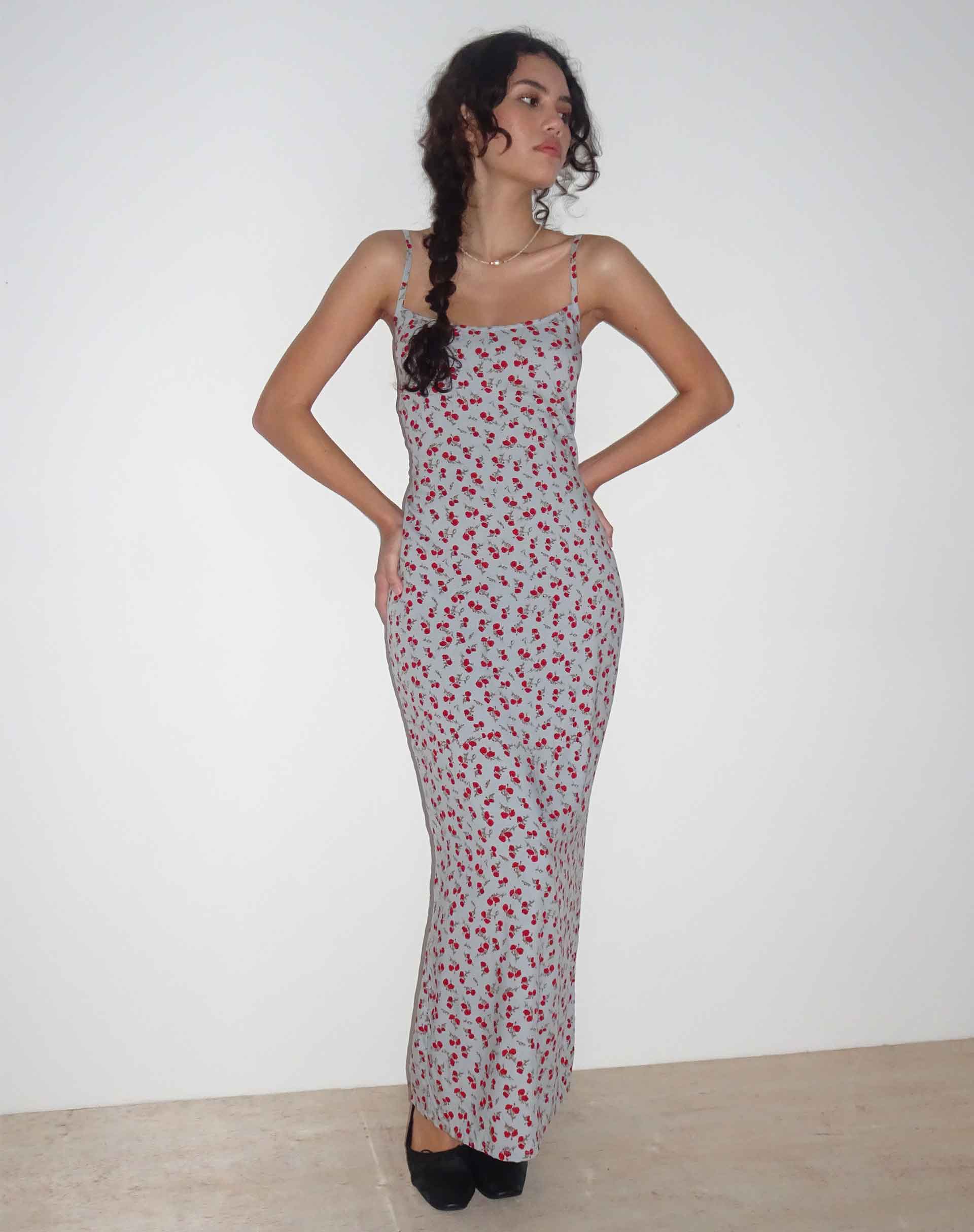 Immagine di Kafka Maxi Slip Dress in blu floreale Ditsy