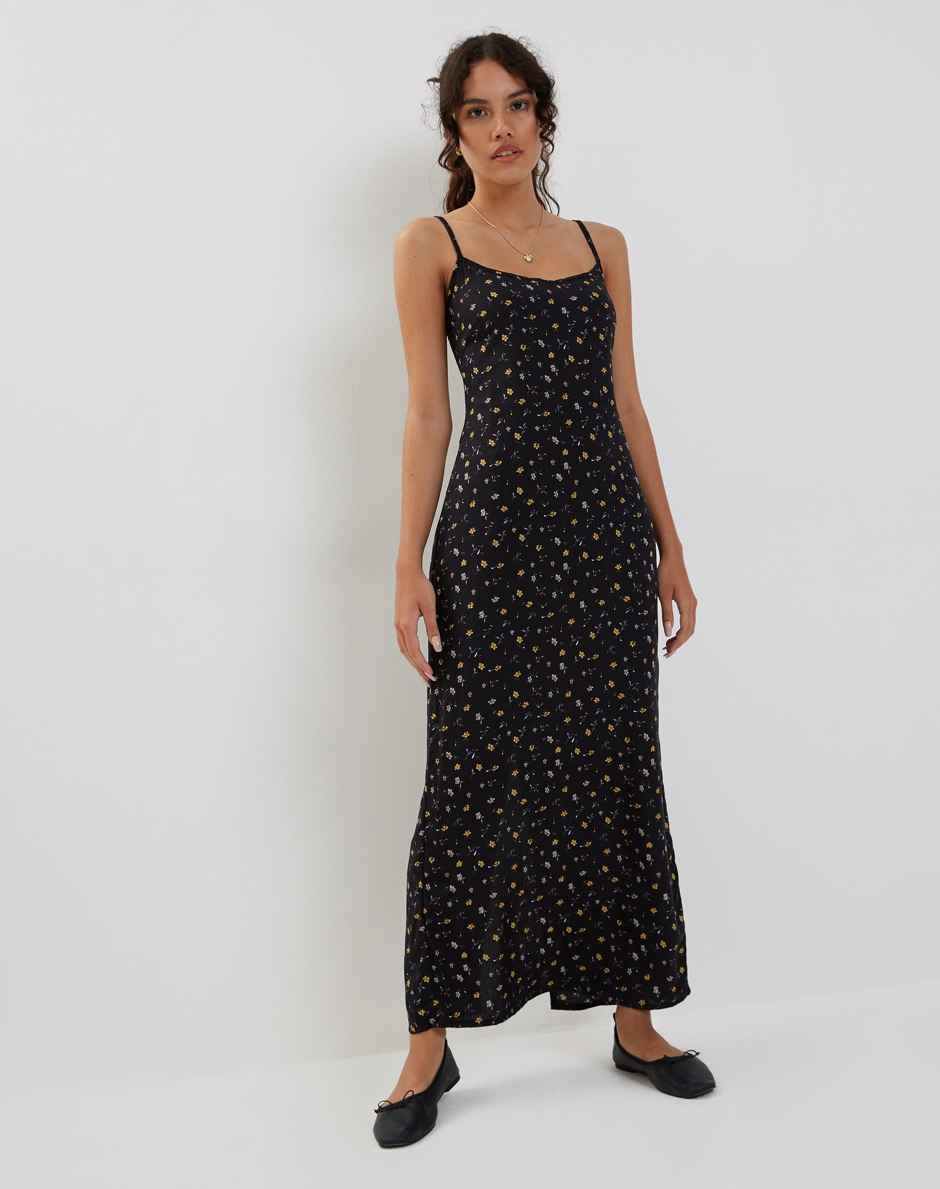 Immagine di Kafka Maxi Dress in Pretty Petal Nero
