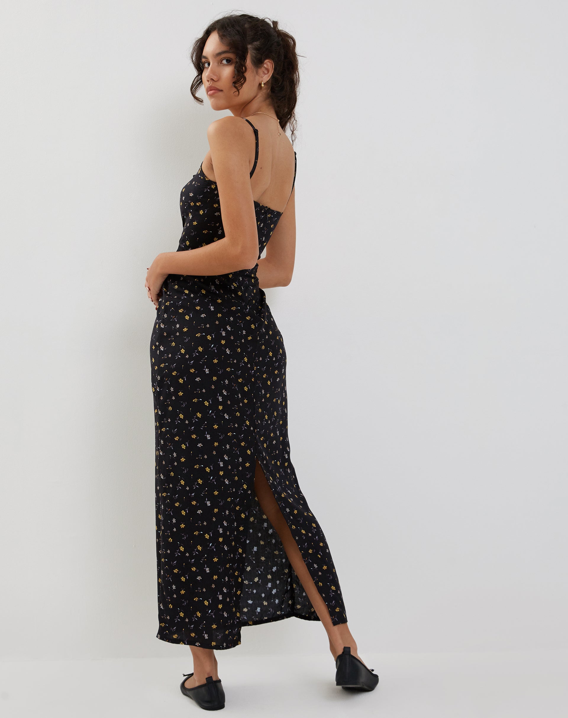 Immagine di Kafka Maxi Dress in Pretty Petal Nero
