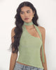 Immagine di Karasi - Top con scollo a cravatta in lurex verde brillante