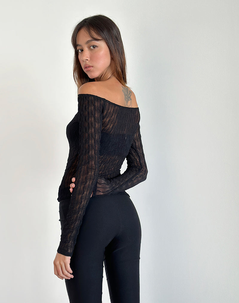 Immagine di Kazi Bardot Top in nero stropicciato