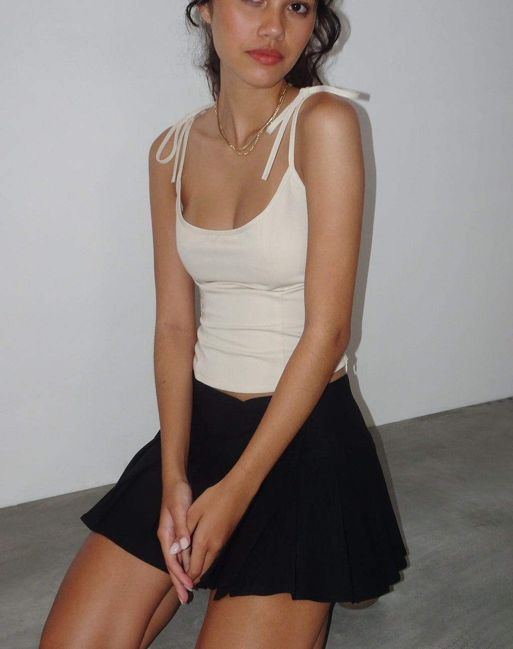 Top corsetto Kiona in crema sartoriale