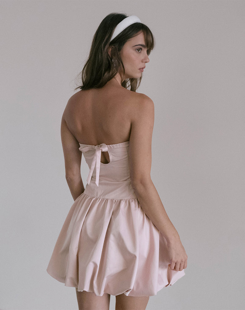 immagine di Krayofa Puffball Mini Dress in rosa baby