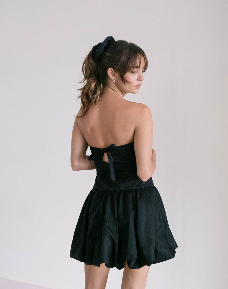 Immagine di Krayofa Puffball Mini Dress in Black