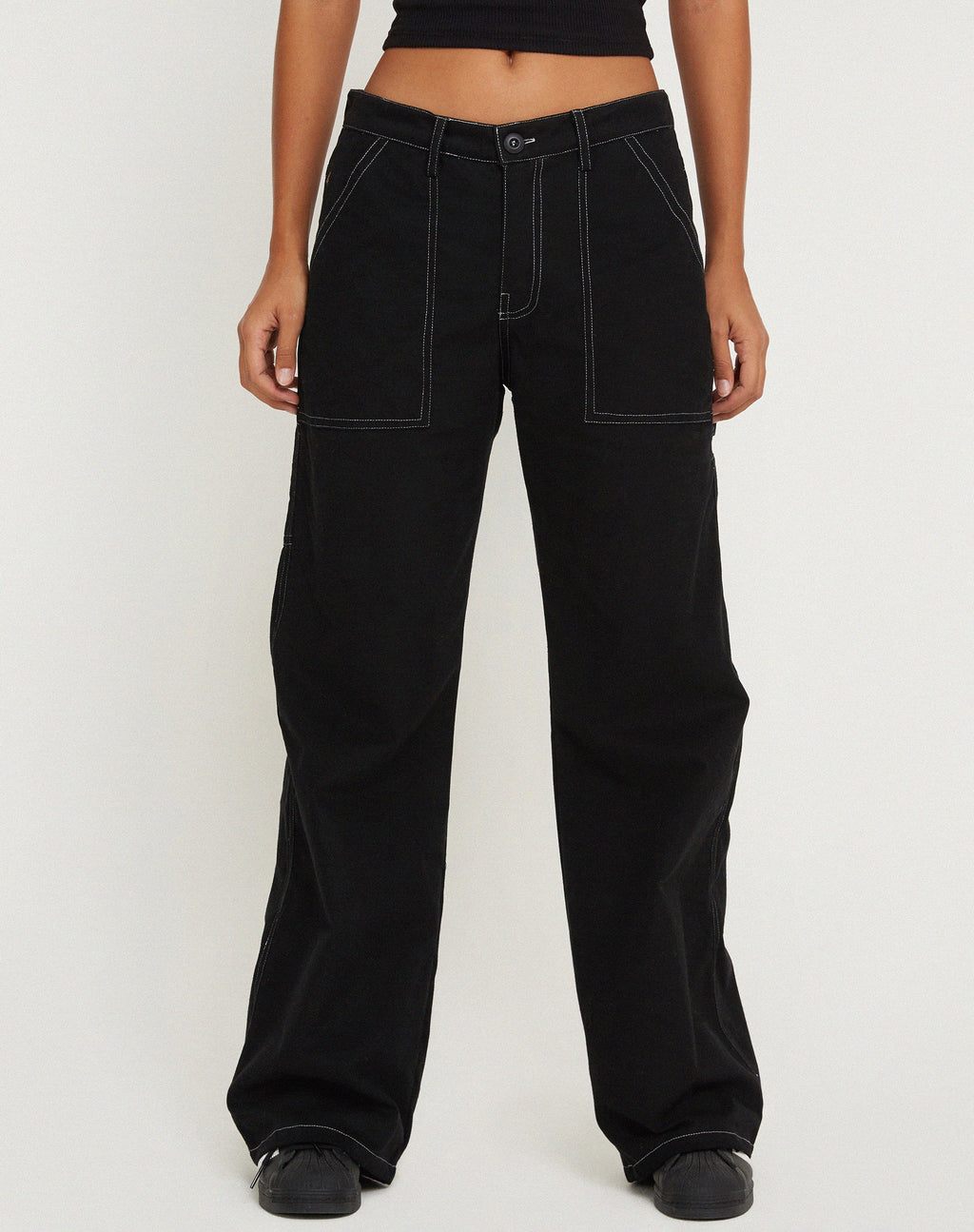 Pantaloni a gamba larga Kusnaedi in bianco e nero con punto a giorno