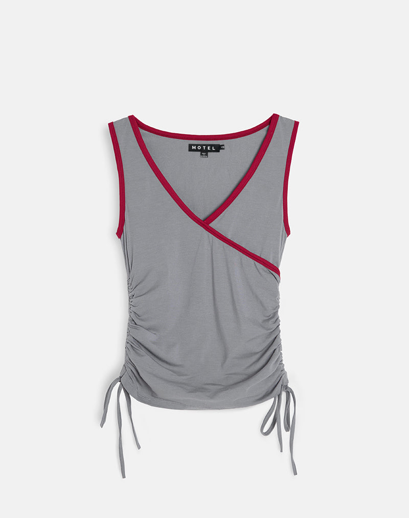 Immagine di Laird Wrap Top in grigio con bordino rosso Adrenaline