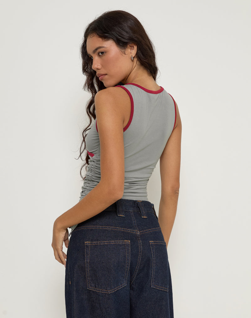 Immagine di Laird Wrap Top in grigio con bordino rosso Adrenaline