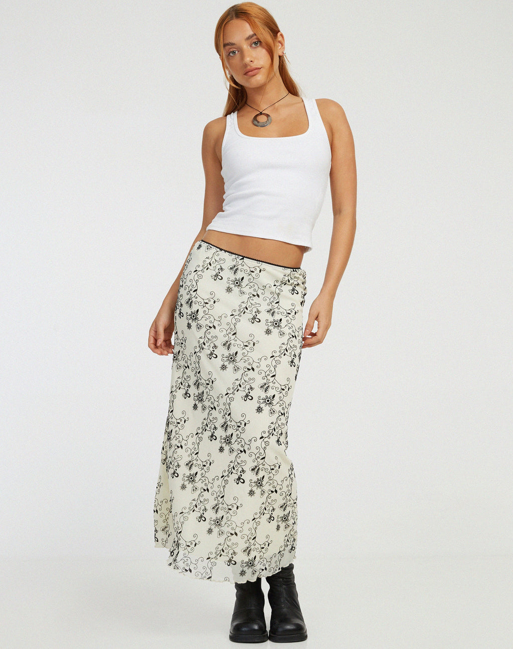 Maxi gonna Lassie in Butterfly Vine Flock Bianco