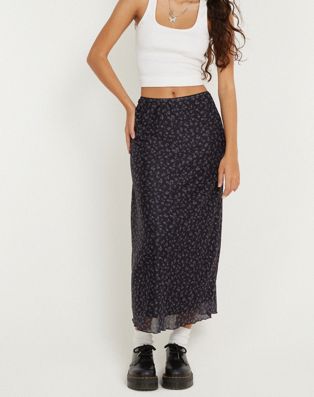 Maxi gonna Lassie in Dark Ditsy Rose Nero