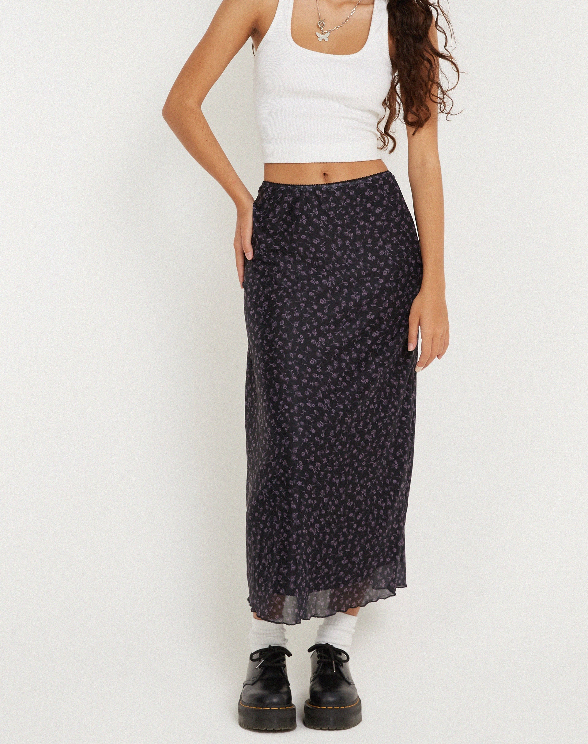 immagine di Lassie Maxi Skirt in Dark Ditsy Rose Black
