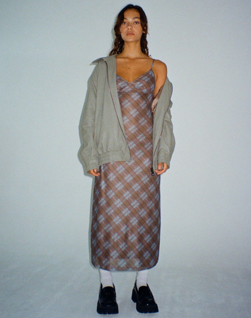 Kalana - Vestito midi in verde a quadri sfumati oliva scuro
