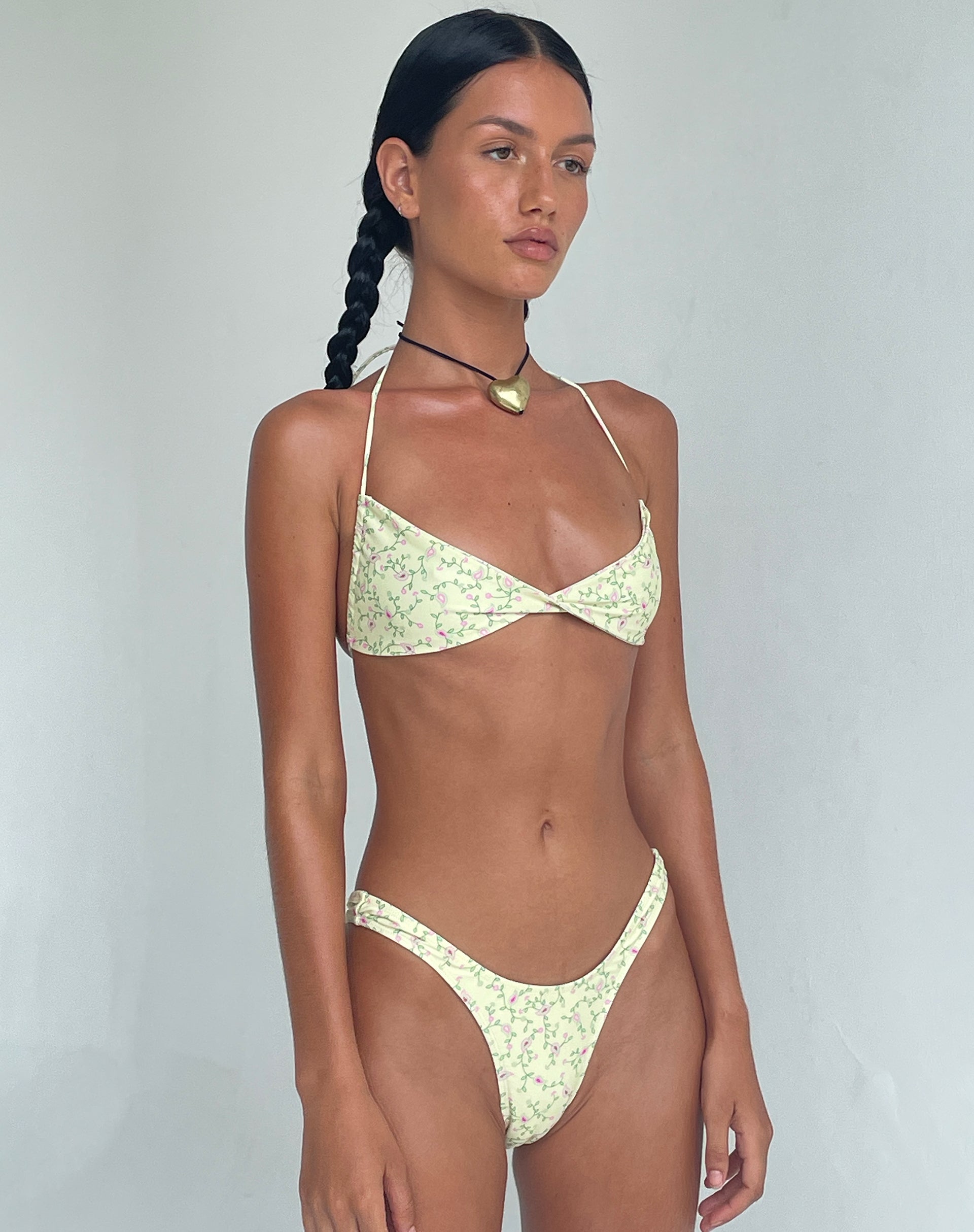 Immagine di Laufey Top bikini in giallo Paisley Fun