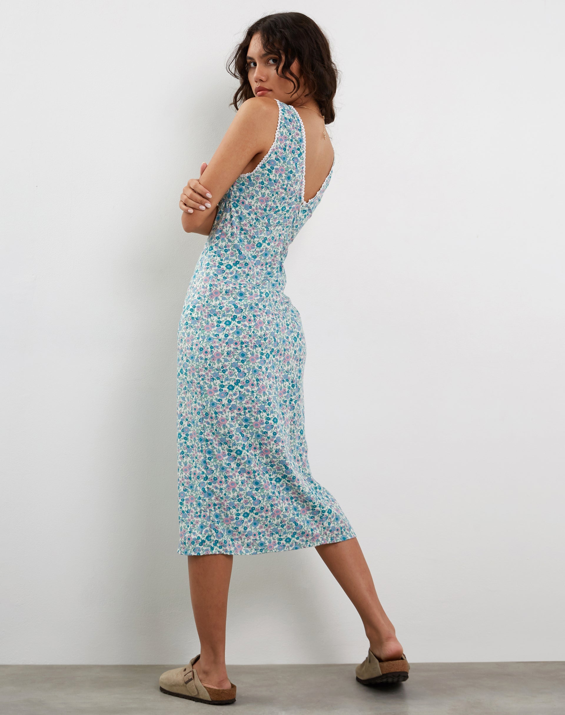 Immagine di Lavisha Midi Dress in Flower Power Blu