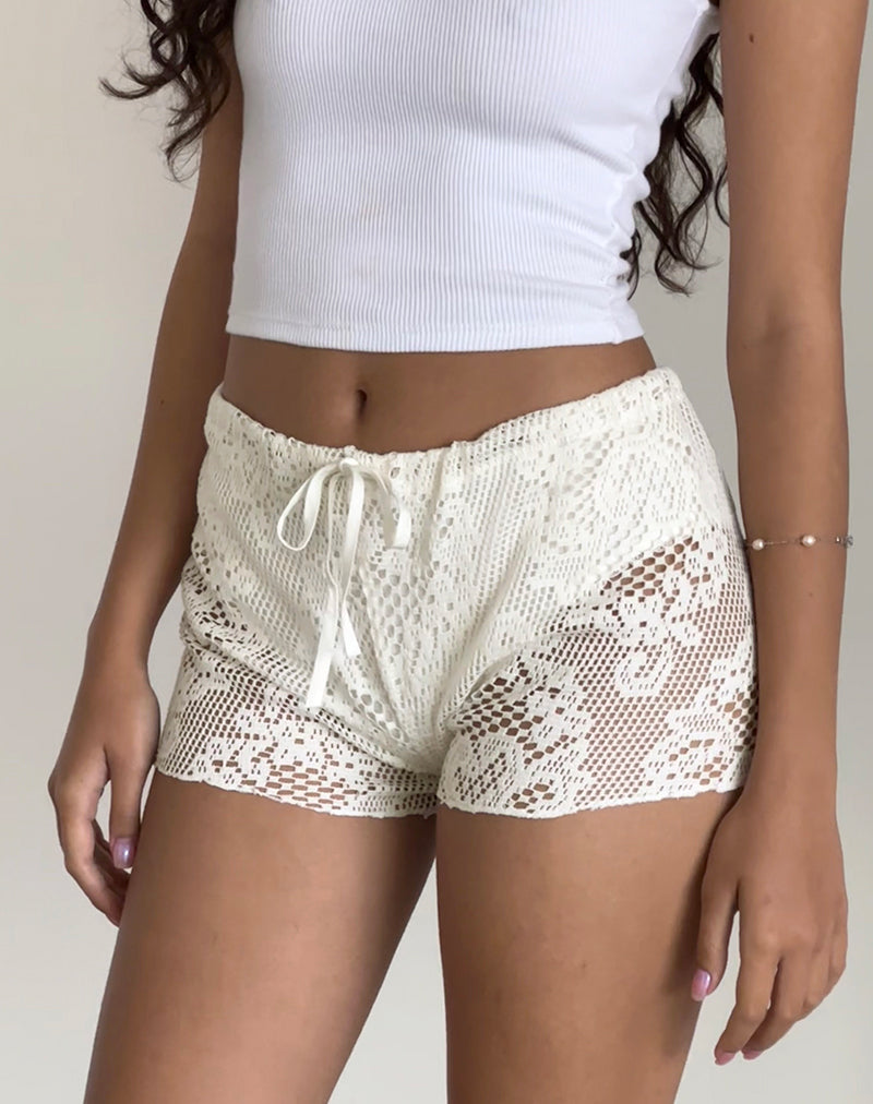 Immagine di Leda Short in Ivory Crochet