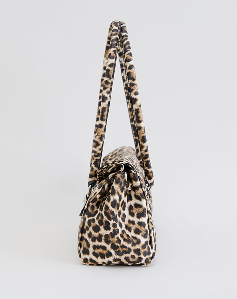 Immagine della borsa a tracolla con stampa leopardata