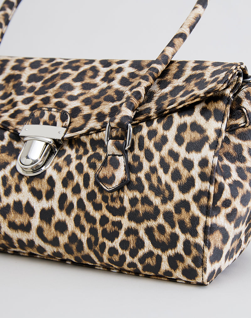 Immagine della borsa a tracolla con stampa leopardata