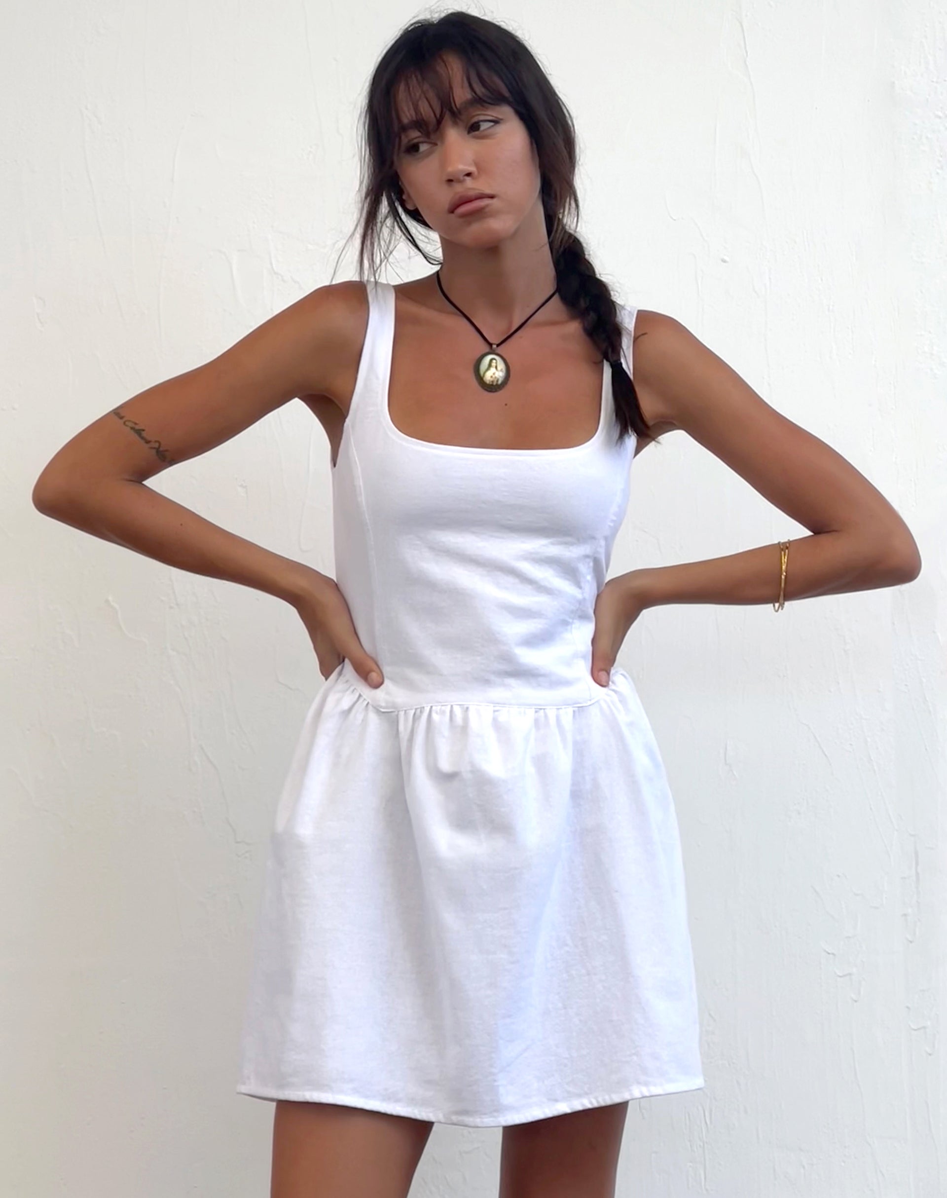 immagine di Mini abito Leshiel in bianco