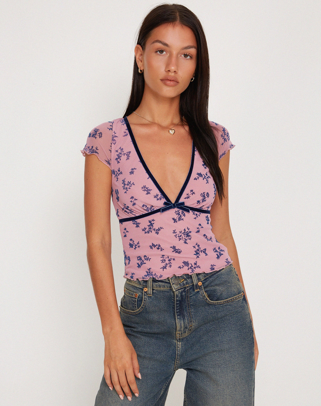 Top Livi in rete con floccatura botanica rosa e marina