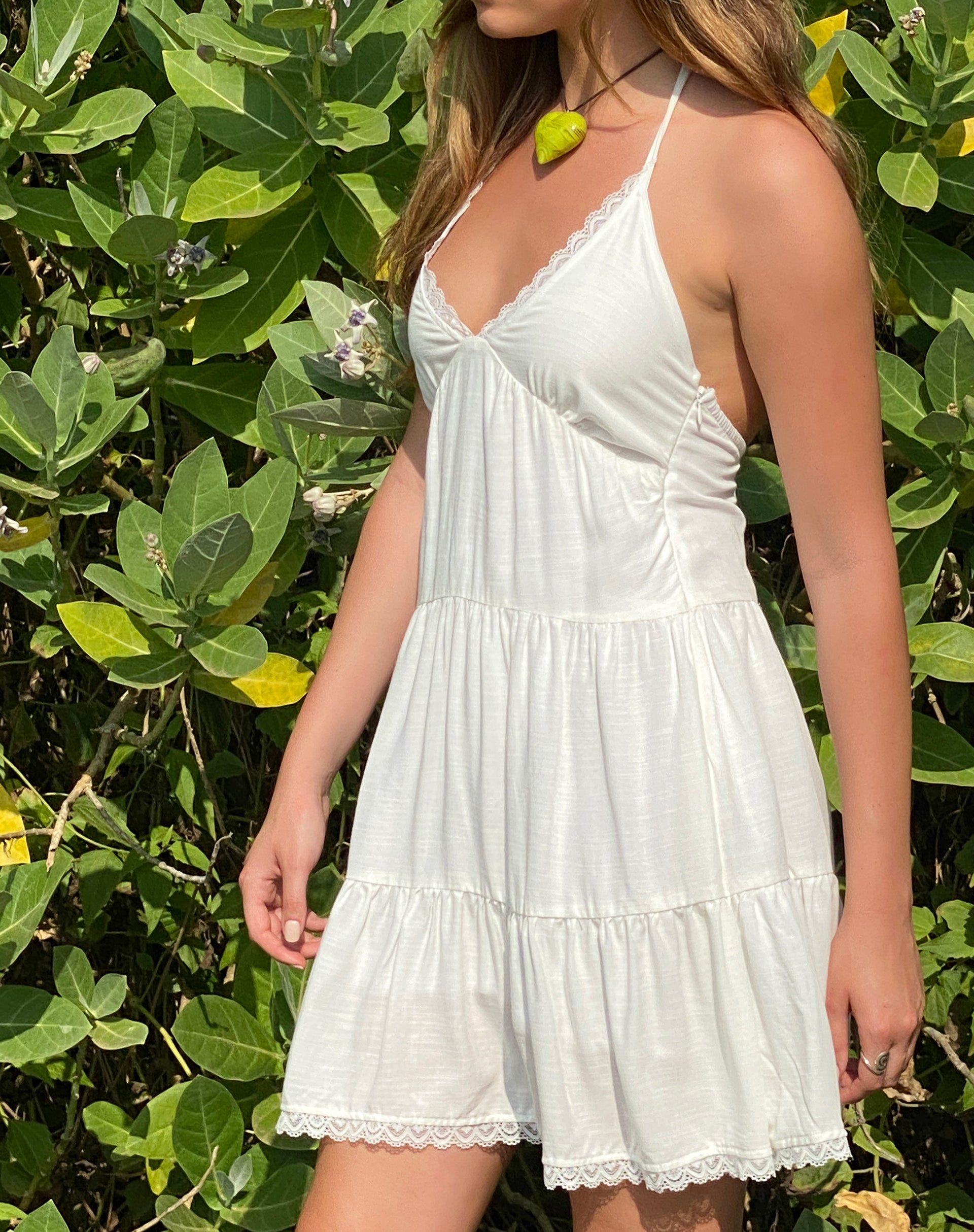 Immagine di Londyn Tiered Halter Mini Dress in Off White