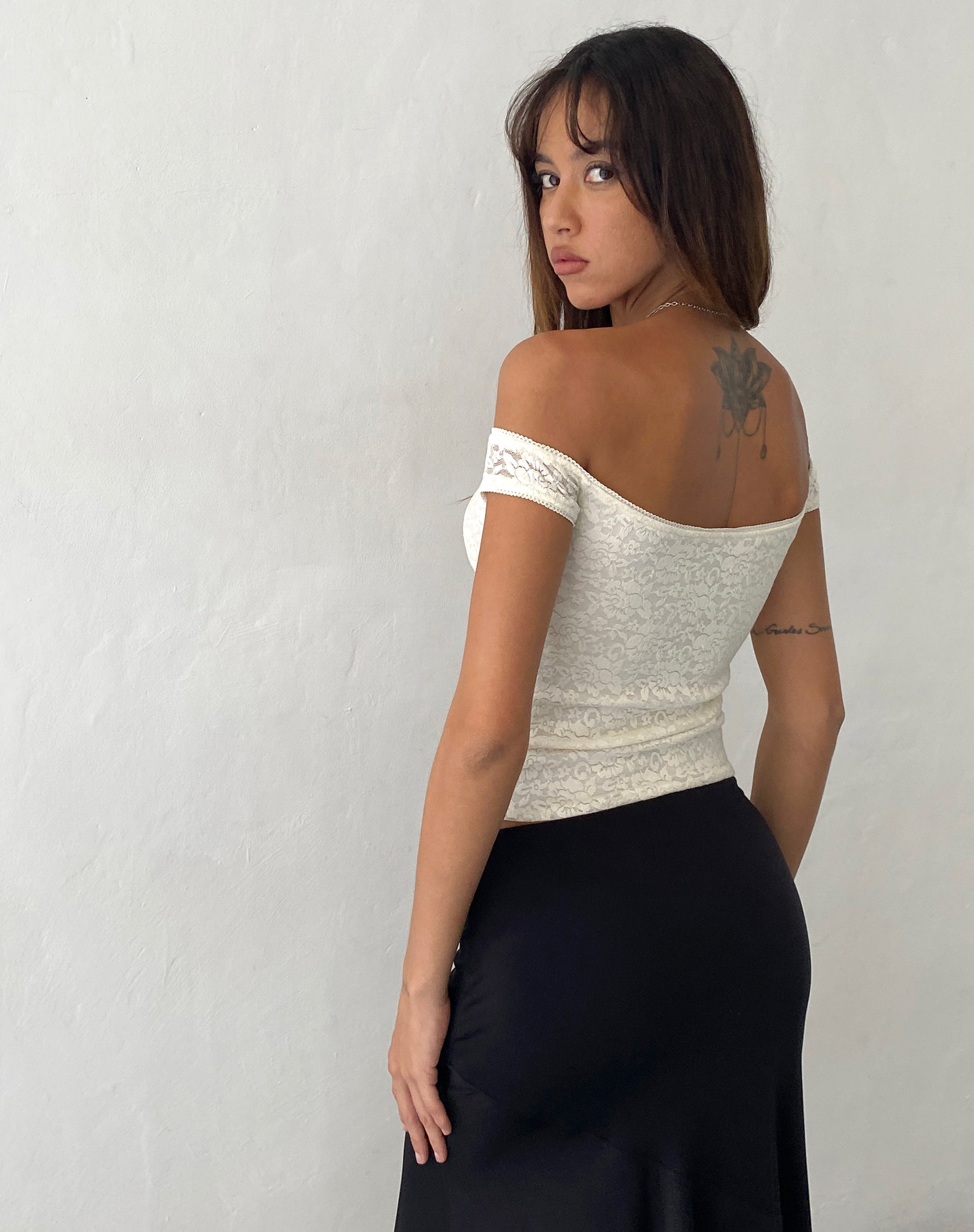 Immagine di Lonnie Bardot Top in pizzo rosa avorio