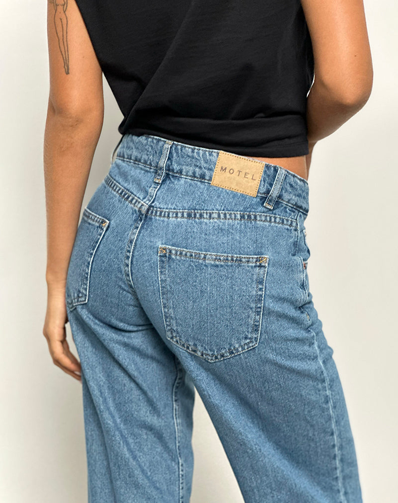 Immagine di Jeans paralleli a vita bassa in pietra blu
