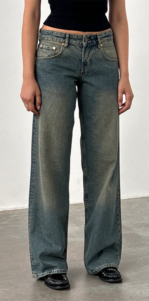 Immagine di Jeans paralleli a vita bassa in marrone blu acido
