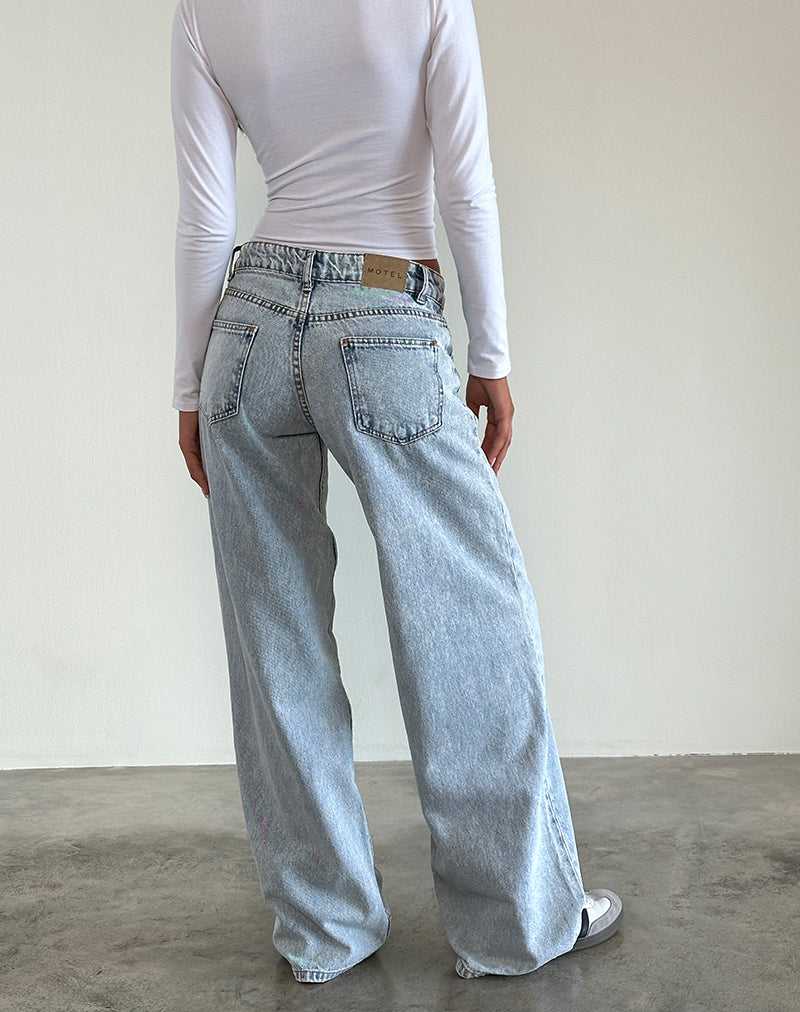 Immagine di Jeans larghi a vita bassa con lavaggio chiaro anni '80, blu