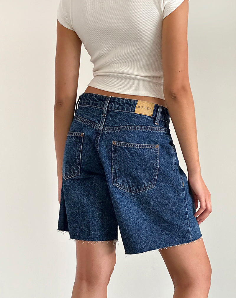 Immagine di Roomy Mid Rise Jorts in Mid Blue Used