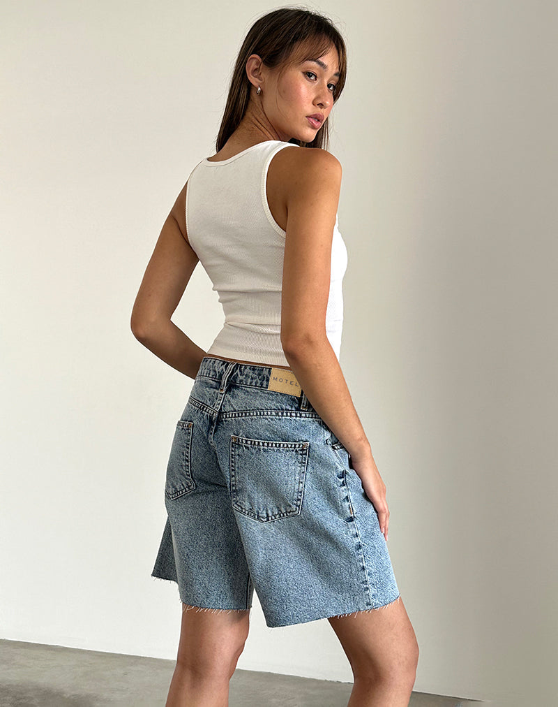Immagine di Pantaloncini corti a vita bassa con lavaggio blu vintage