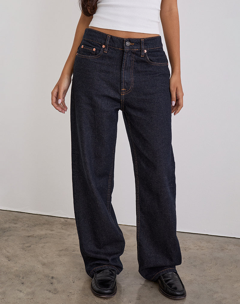 Immagine dei jeans paralleli slim a vita bassa in indaco